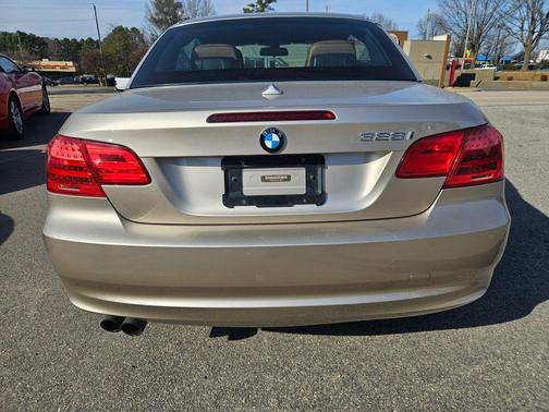 2013 BMW 328 328i Convertible 2D