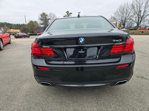 2014 BMW 740 740i Sedan 4D