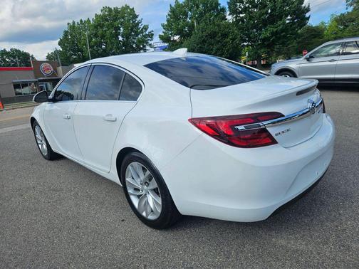 Summit White 2016 Buick Regal 1SV