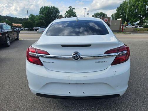Summit White 2016 Buick Regal 1SV