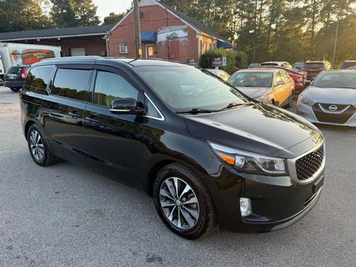 2016 Kia Sedona SX