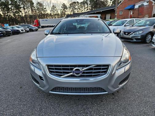 Electric Silver Metallic 2013 Volvo S60 T5