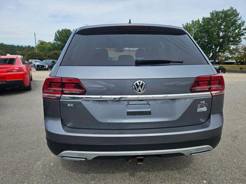 2018 Volkswagen Atlas SE 4Motion w/Tech Pkg Sport Utility 4D