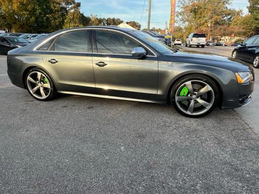 2014 Audi S8 4.0T