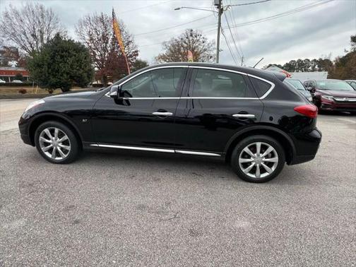 2017 INFINITI QX50 Base