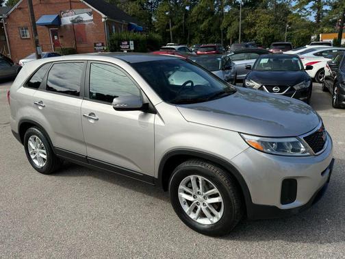 2014 Kia Sorento LX