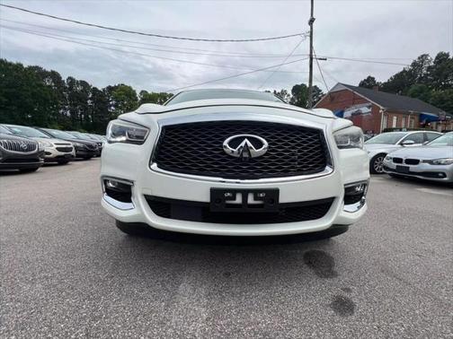 2017 INFINITI QX60 Base