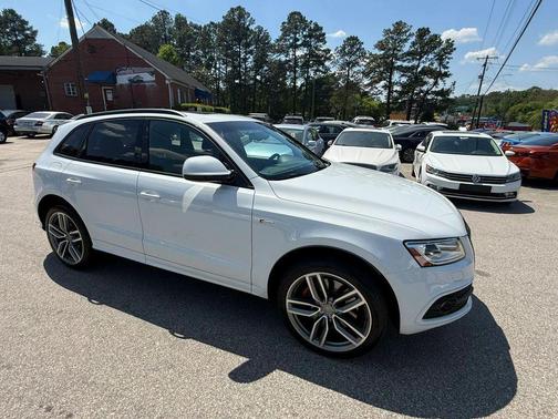 White 2016 Audi SQ5 3.0T Premium Plus