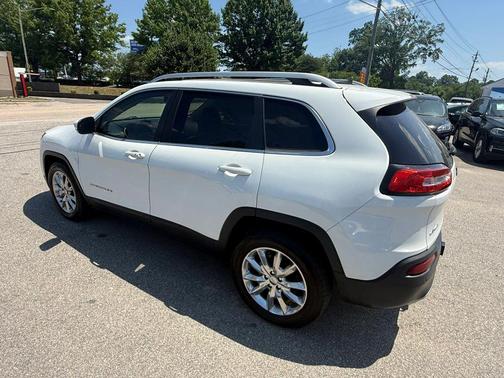 Bright White Clearcoat 2016 Jeep Cherokee Sport