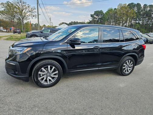 Crystal Black Pearl 2021 Honda Pilot 2WD EX-L