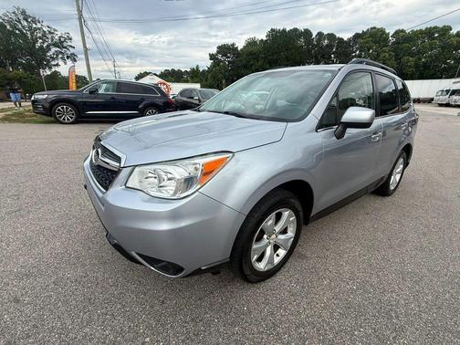 Sliver 2016 Subaru Forester 2.5i Limited