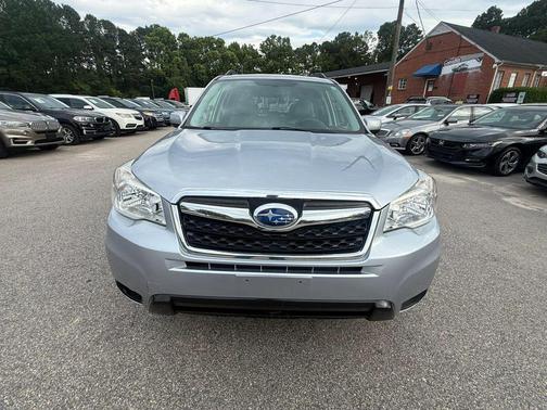 Sliver 2016 Subaru Forester 2.5i Limited