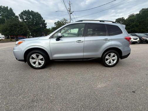 Sliver 2016 Subaru Forester 2.5i Limited