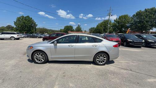 Ingot Silver 2017 Ford Fusion SE