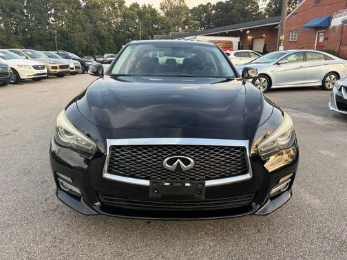 2015 INFINITI Q50 Premium