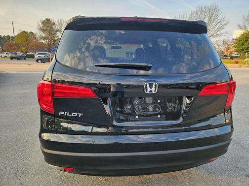 Crystal Black Pearl 2018 Honda Pilot EX-L