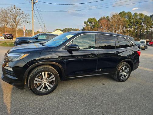 Crystal Black Pearl 2018 Honda Pilot EX-L