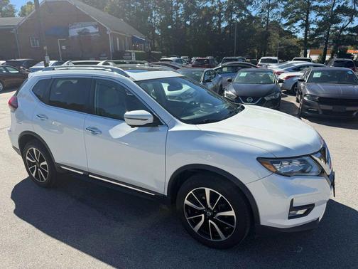 2020 Nissan Rogue SL