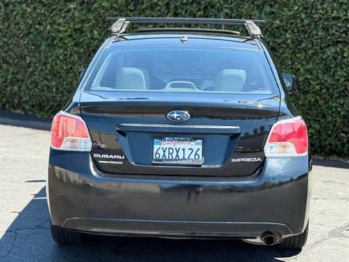 2012 Subaru Impreza 2.0i Premium
