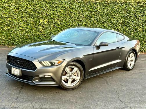 2015 Ford Mustang V6