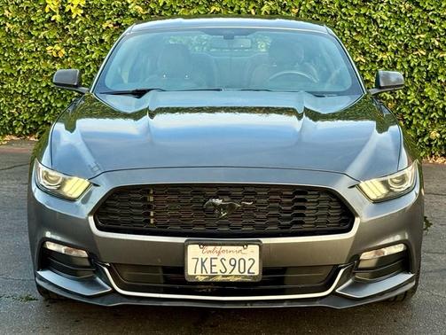 2015 Ford Mustang V6