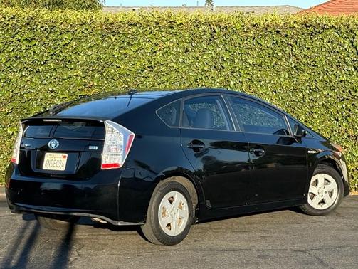 2010 Toyota Prius IV