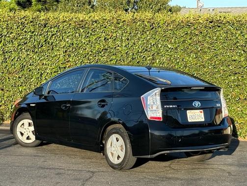 2010 Toyota Prius IV