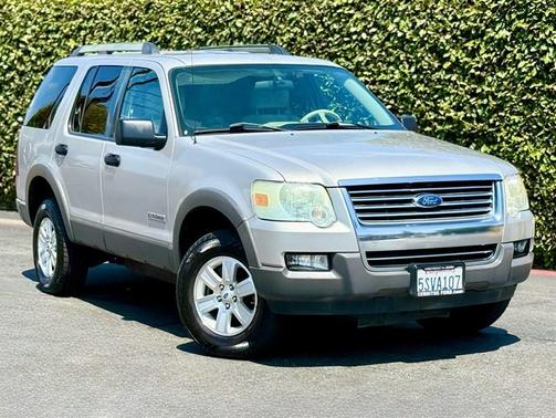 2006 Ford Explorer XLT