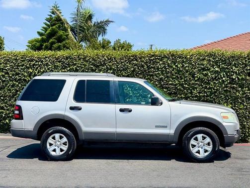 2006 Ford Explorer XLT