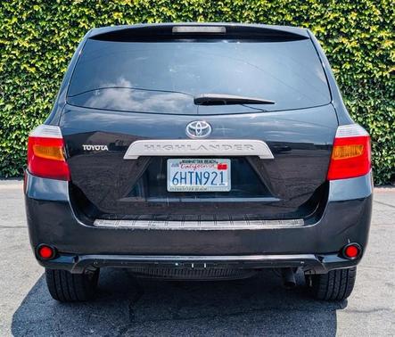 Black 2009 Toyota Highlander