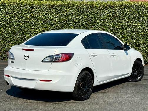 2013 Mazda Mazda3 i SV