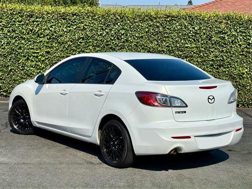 2013 Mazda Mazda3 i SV