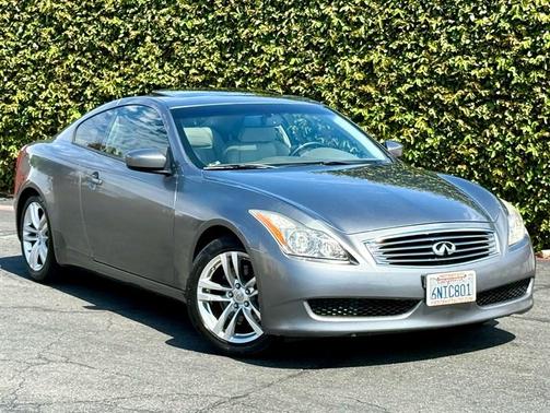 2010 INFINITI G37 Journey