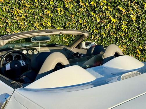 2005 Nissan 350Z Touring