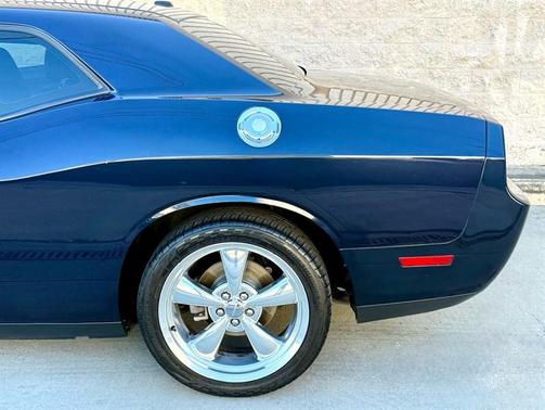 2012 Dodge Challenger SXT