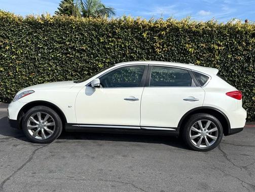 2016 INFINITI QX50 Base