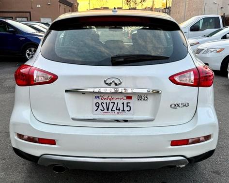 2016 INFINITI QX50 Base