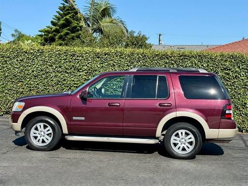 Dark Cherry Metallic 2008 Ford Explorer Eddie Bauer