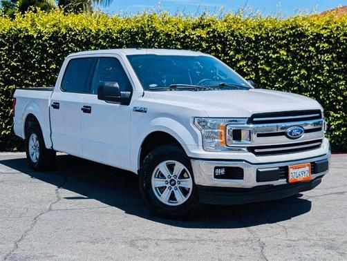 Oxford White 2018 Ford F-150 XLT