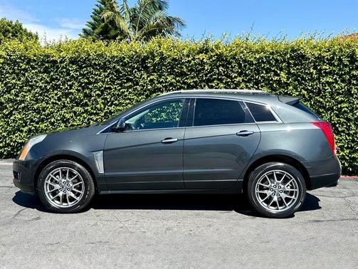 Sapphire Blue Metallic 2015 Cadillac SRX Performance Collection