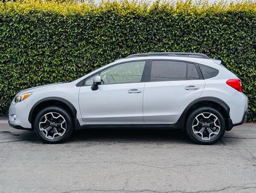 Ice Silver Metallic 2013 Subaru XV Crosstrek 2.0i Premium