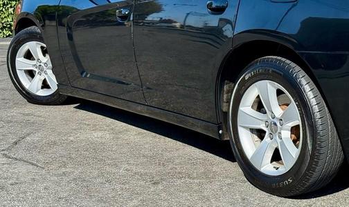 Phantom Black 2014 Dodge Charger SE