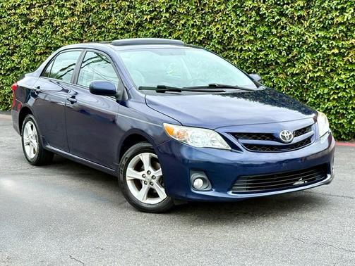 2011 Toyota Corolla LE