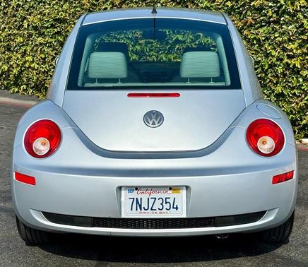 2007 Volkswagen New Beetle 