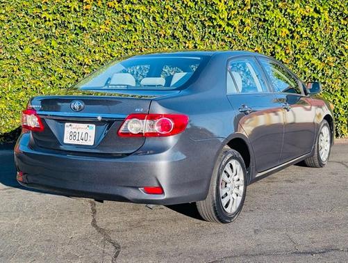 2013 Toyota Corolla LE