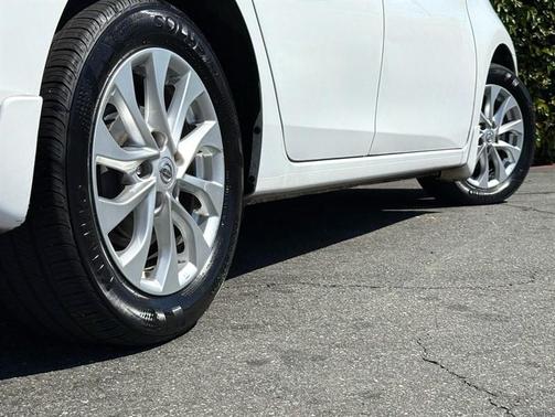 2018 Nissan Sentra SV