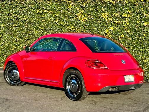 2012 Volkswagen Beetle 2.5L