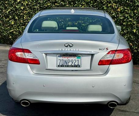 2013 INFINITI M37 Base