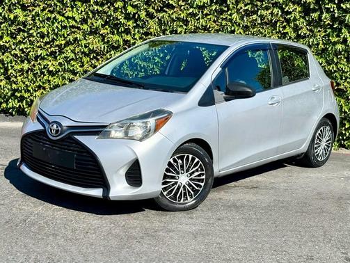 2015 Toyota Yaris L