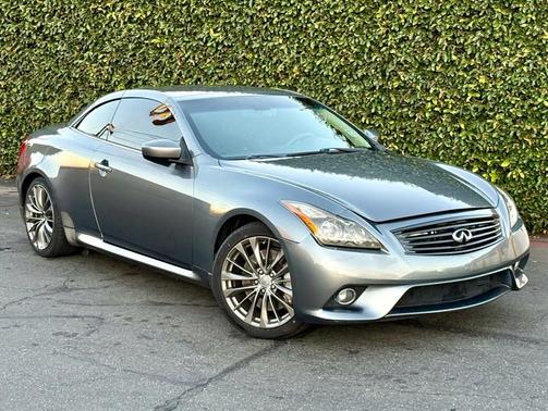 2011 INFINITI G37 Base